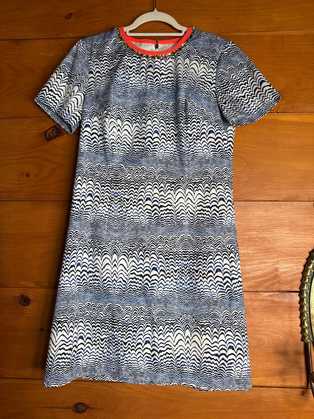 Trina Turk Blue and Coral Jewel Neck Sheath Dress Short Sleeve Career Size 8